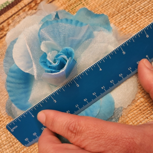 Vintage Flower Pin Light Blue Rose - Picture 5 of 12